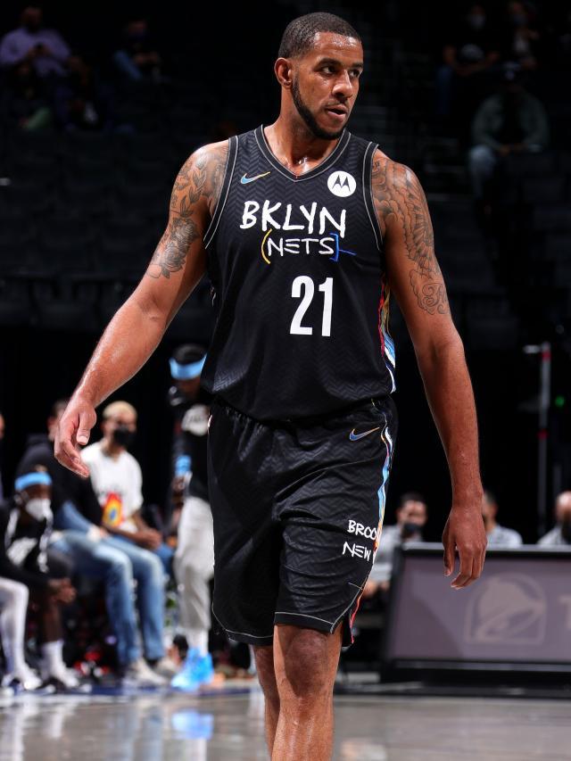 1631782713283098571.jpg aldridge.jpg